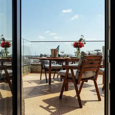 Wilson Old City Roof Top Apartment *